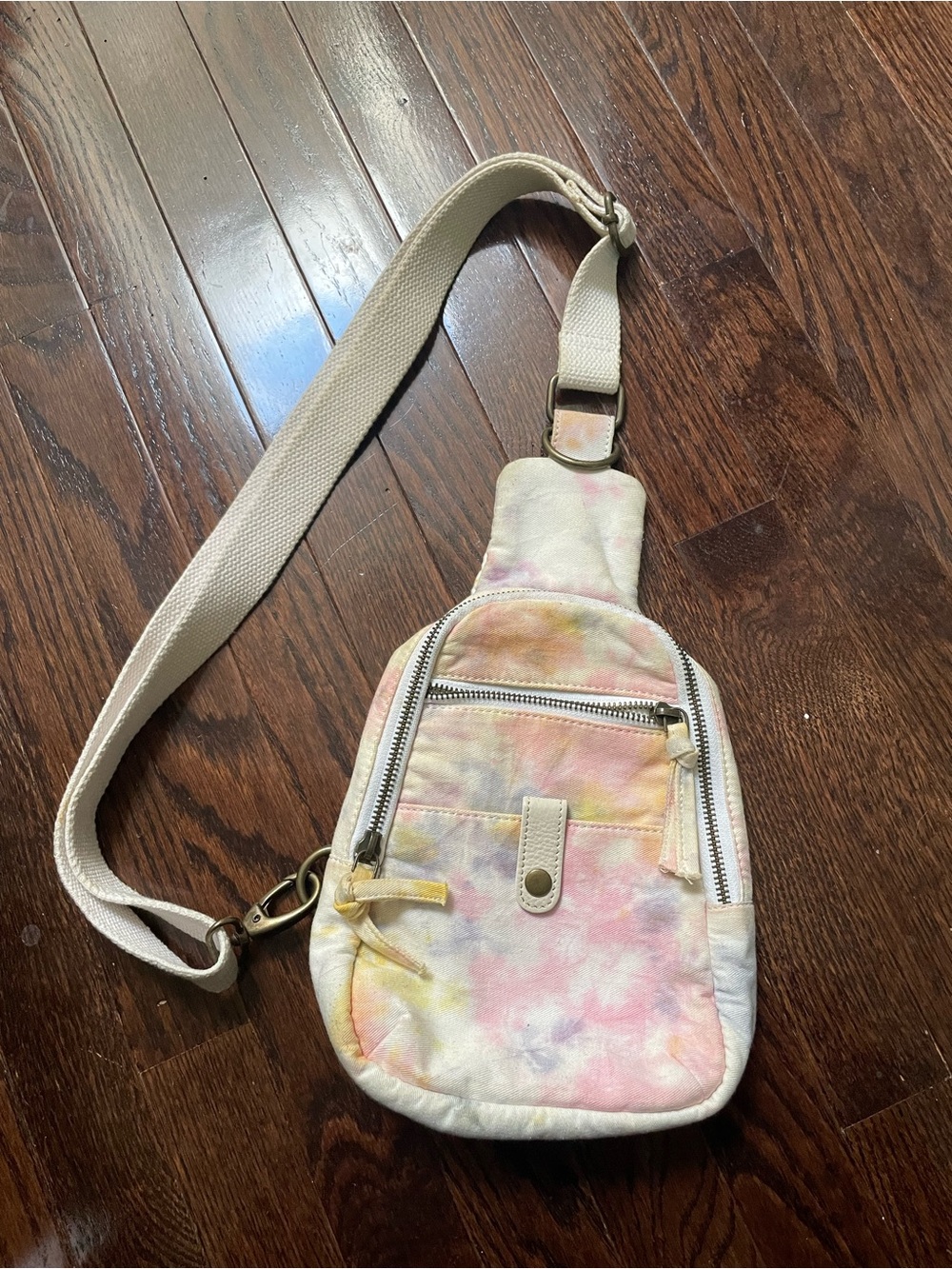 Urban Outfitters ‘Marni’ Tie-Dye Canvas Crossbody Sling Bag